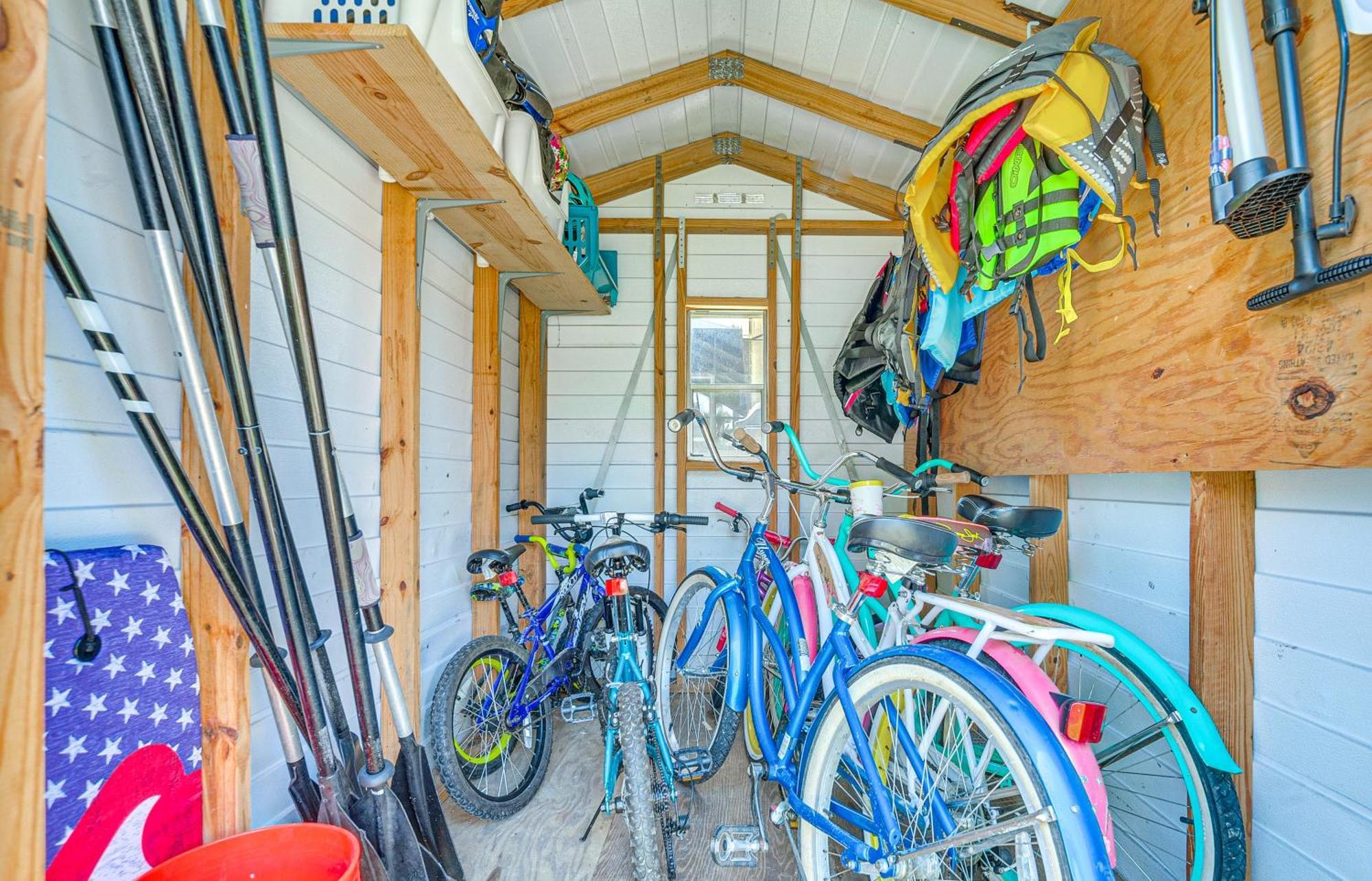 Crystal River Getaway With Dock, Kayaks And Bicycles! エクステリア 写真