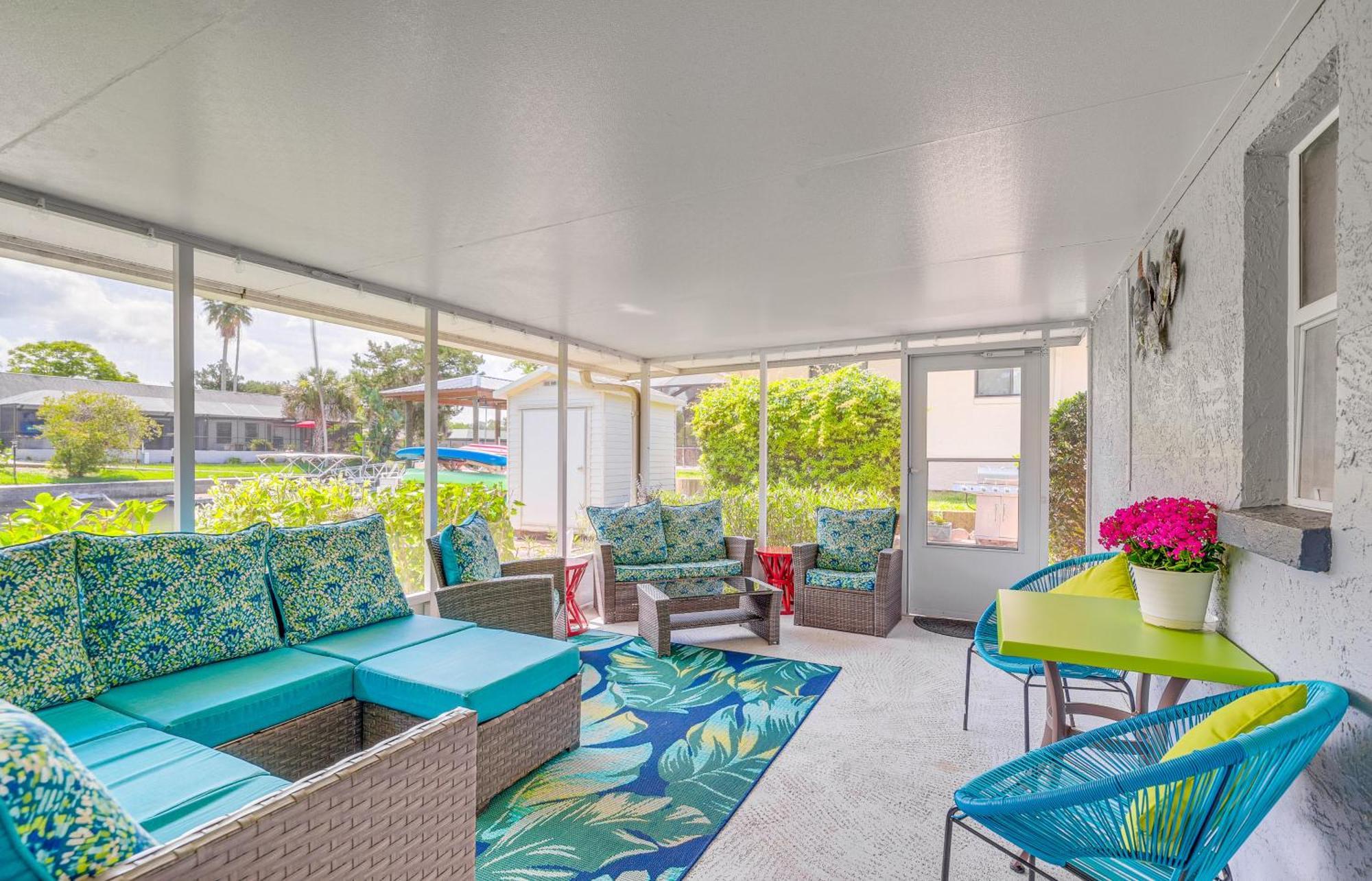 Crystal River Getaway With Dock, Kayaks And Bicycles! エクステリア 写真